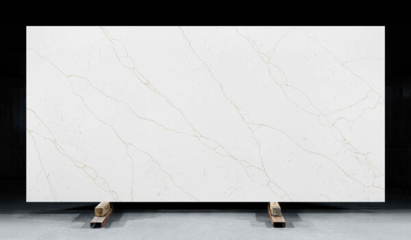8106-2 Golden Vein White Jade Quartz